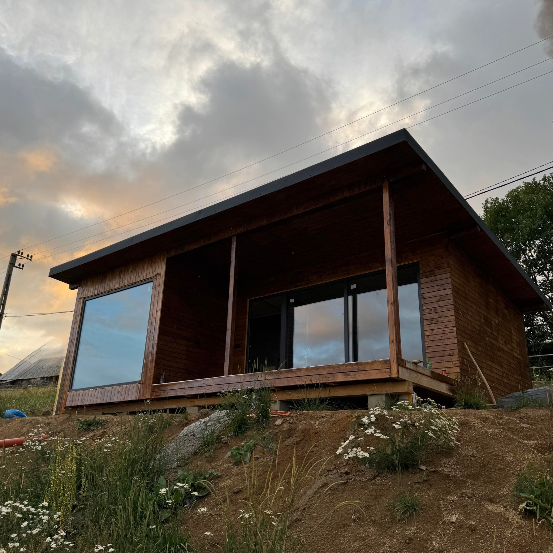 Old Man's Cabin - exterior